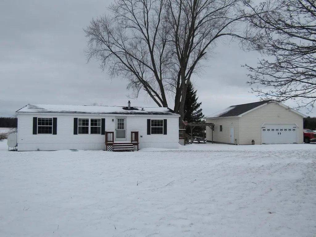 739 Machia Road Sheldon VT 05483