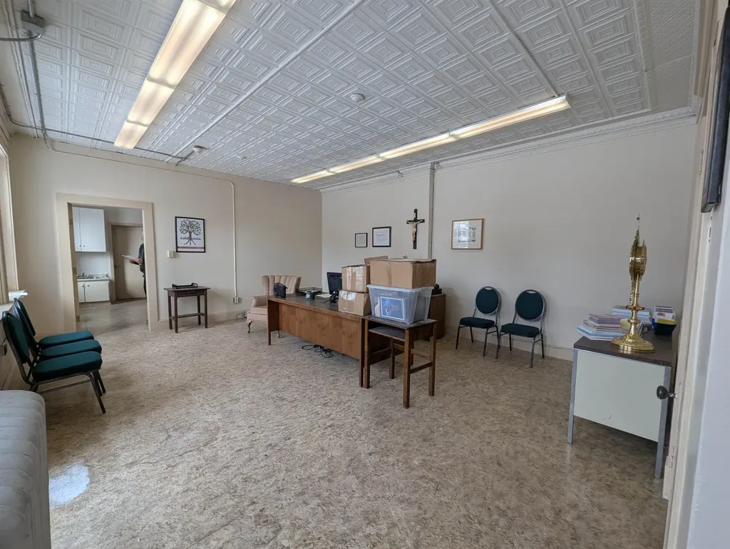 16 Central Street Claremont NH 03743