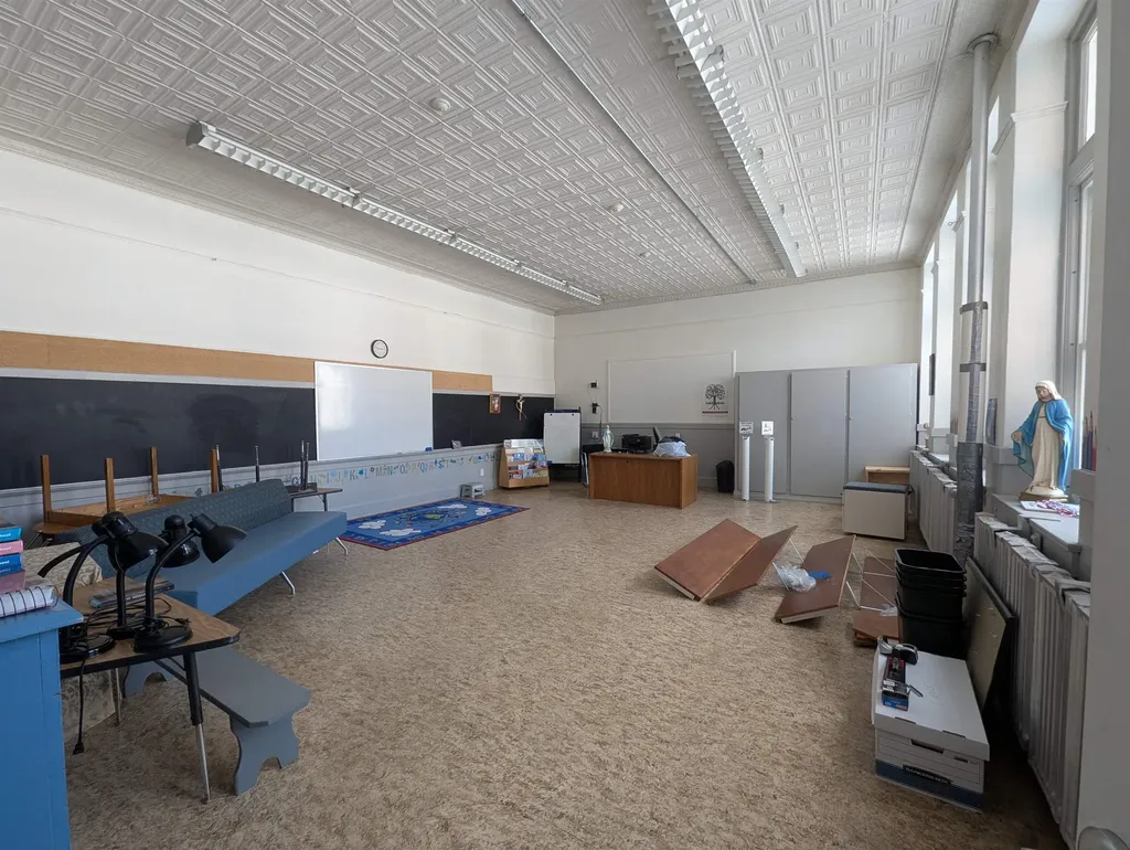 16 Central Street Claremont NH 03743