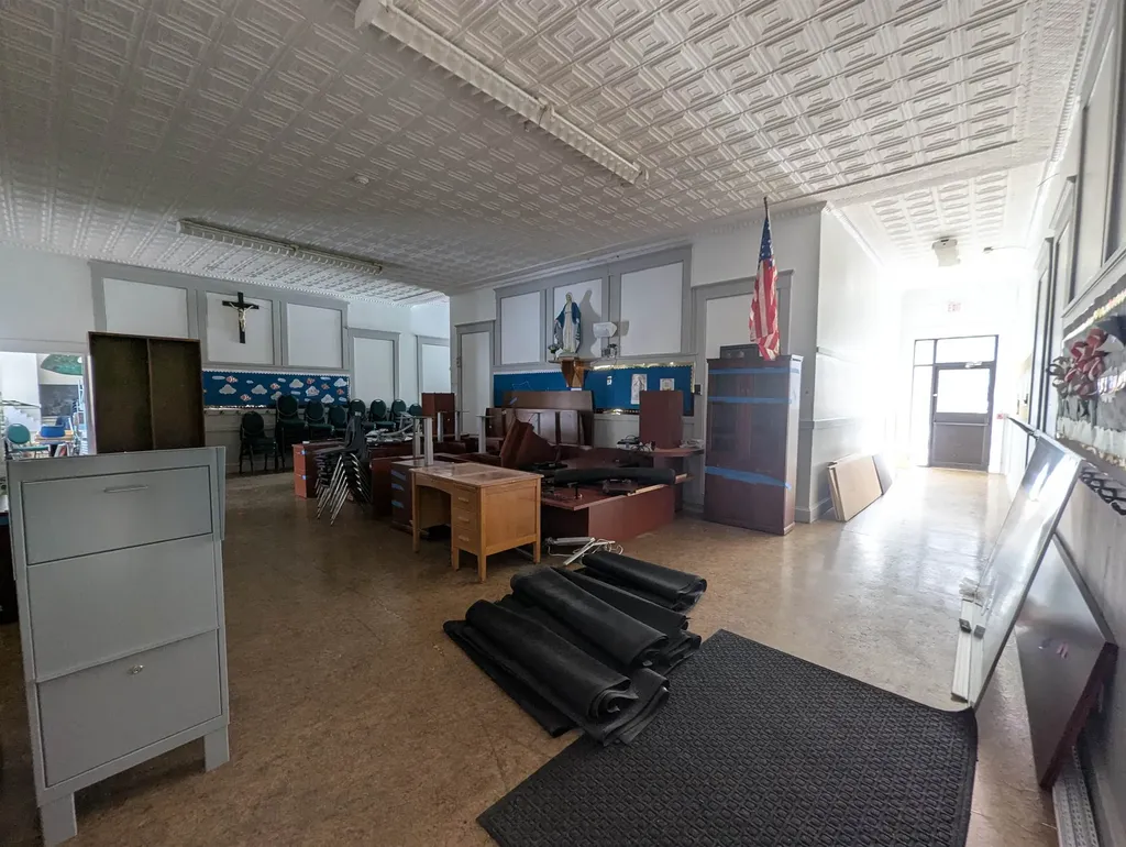 16 Central Street Claremont NH 03743