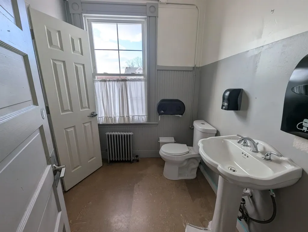 16 Central Street Claremont NH 03743