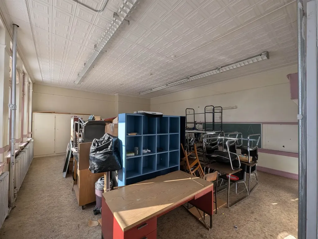 16 Central Street Claremont NH 03743