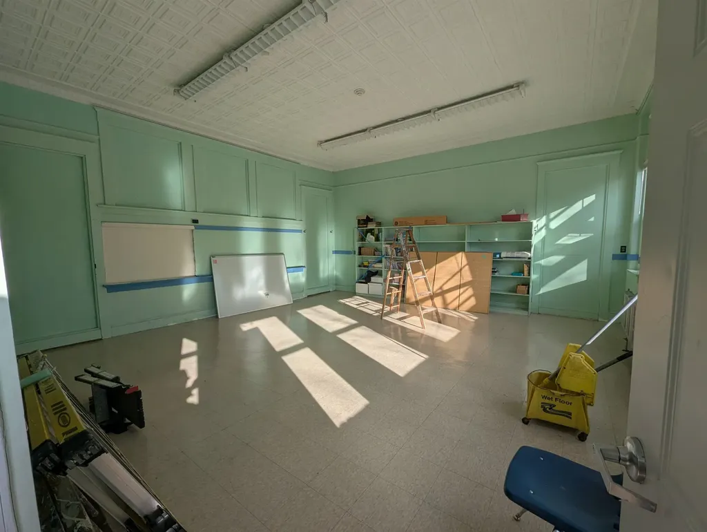 16 Central Street Claremont NH 03743