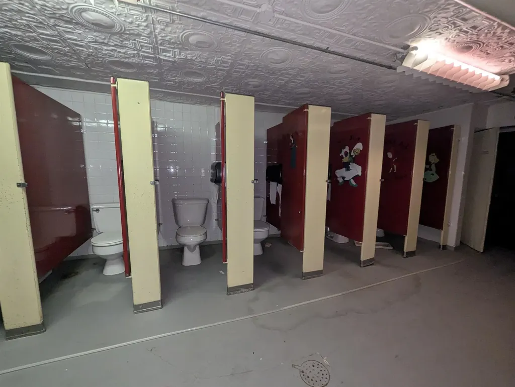 16 Central Street Claremont NH 03743