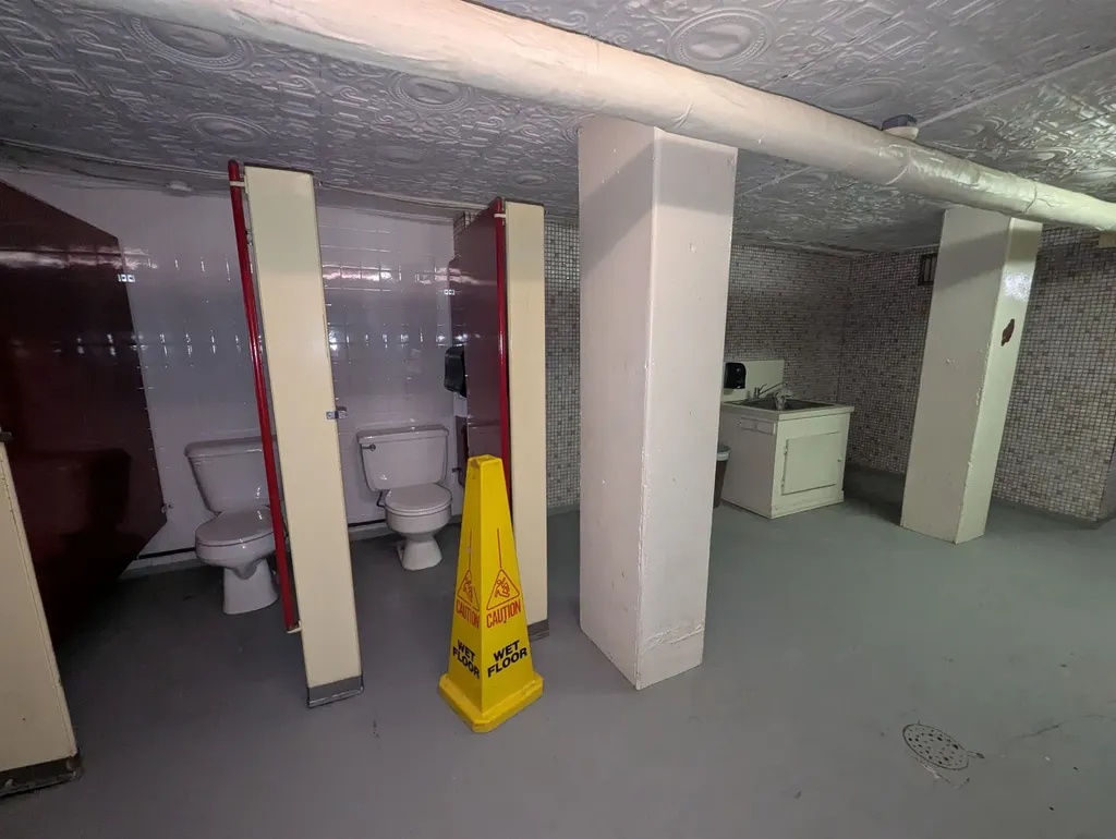 16 Central Street Claremont NH 03743