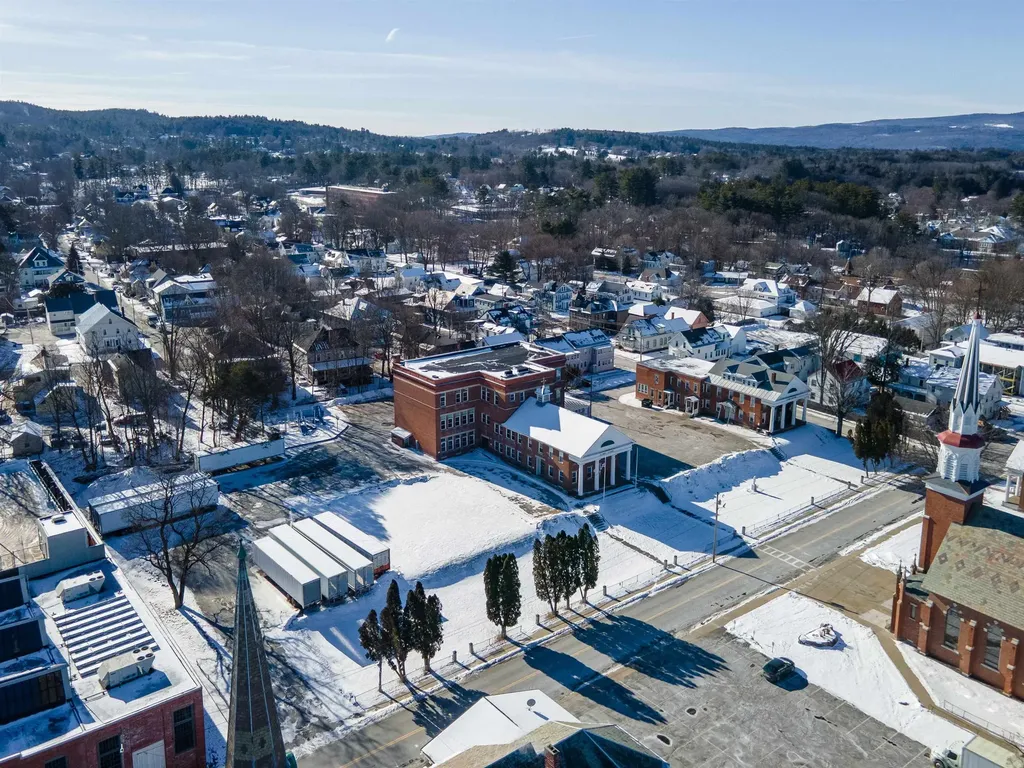 16 Central Street Claremont NH 03743