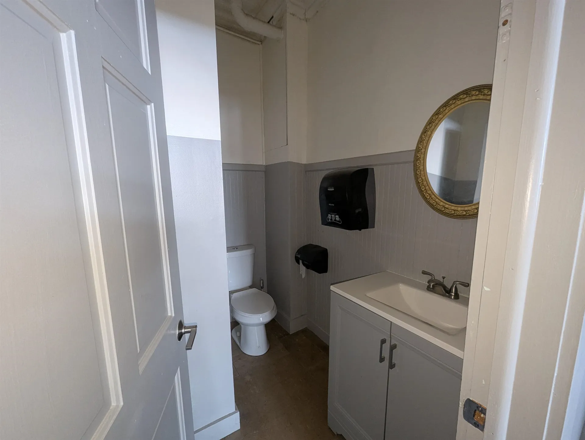 16 Central Street Claremont NH 03743