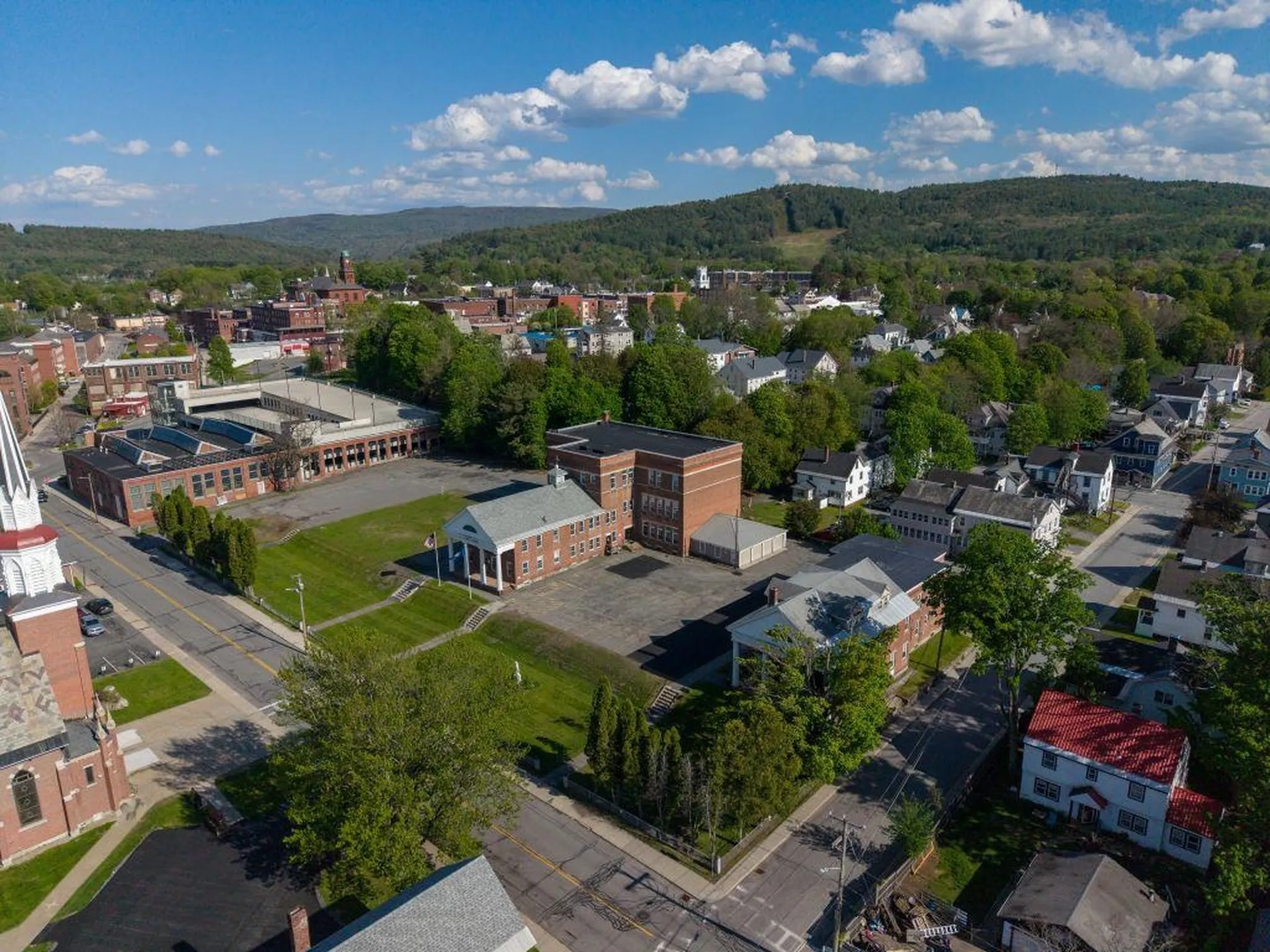 16 Central Street Claremont NH 03743