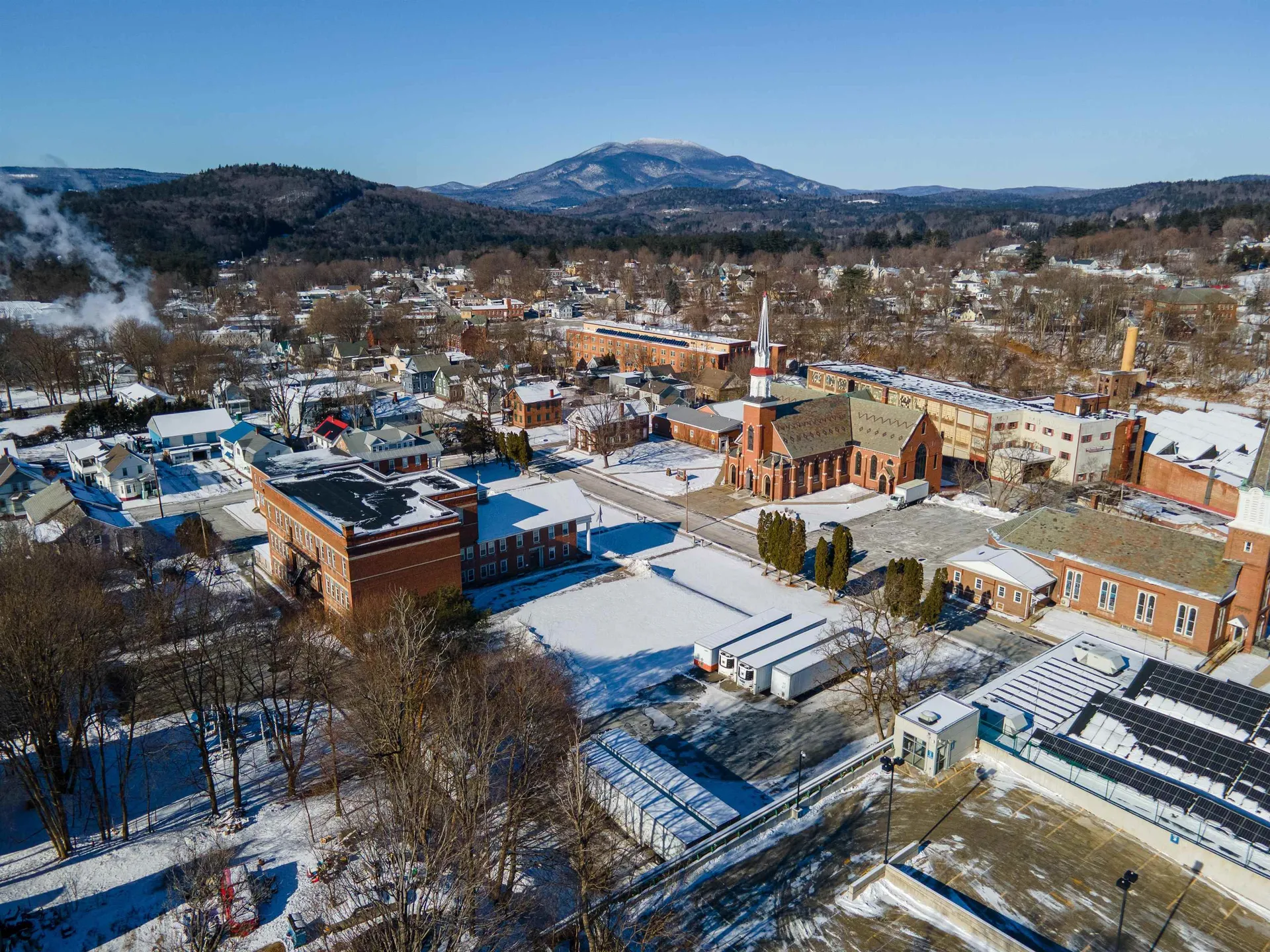 16 Central Street Claremont NH 03743