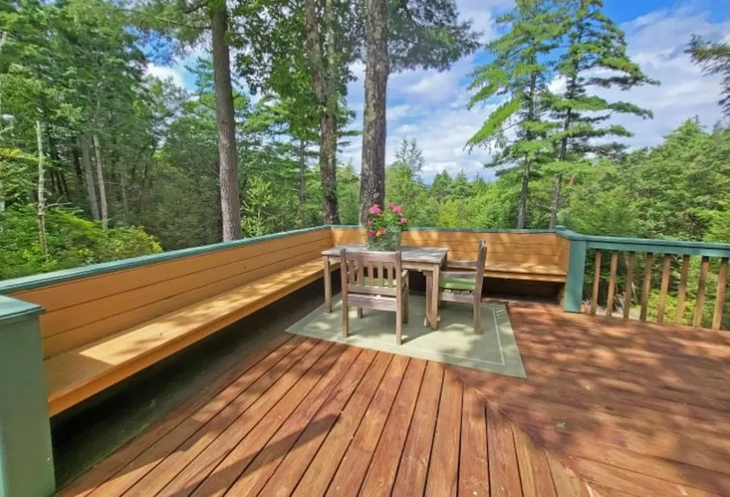 311 Laurel Ledges Vernon VT 05354