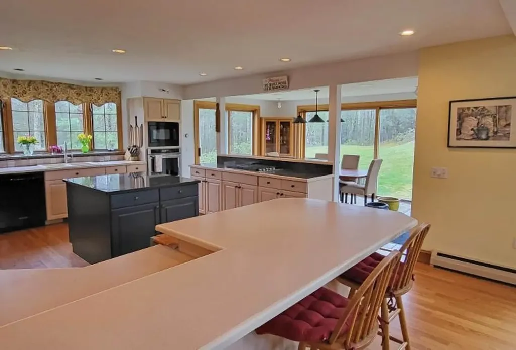 311 Laurel Ledges Vernon VT 05354