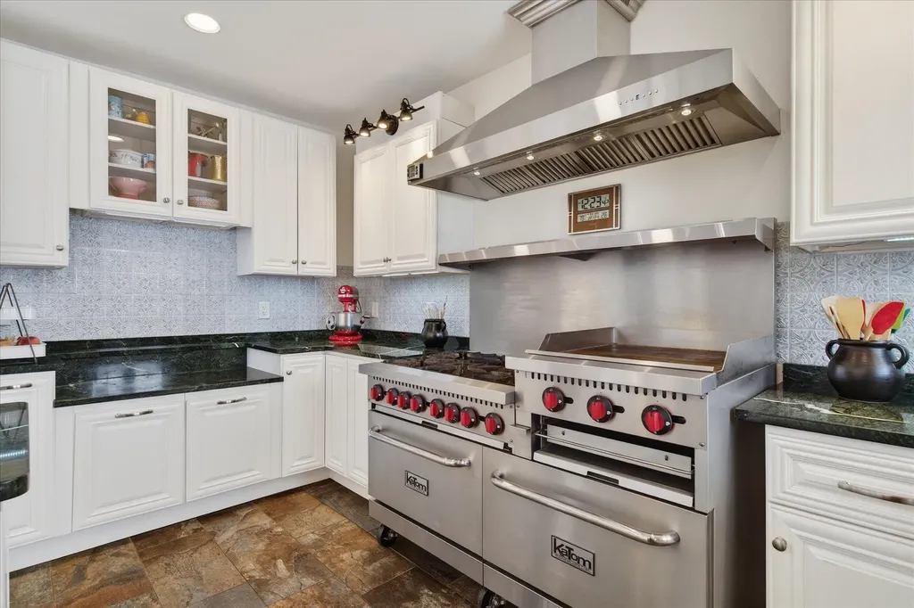 1407 Whittier Hill Road Cabot VT 05647