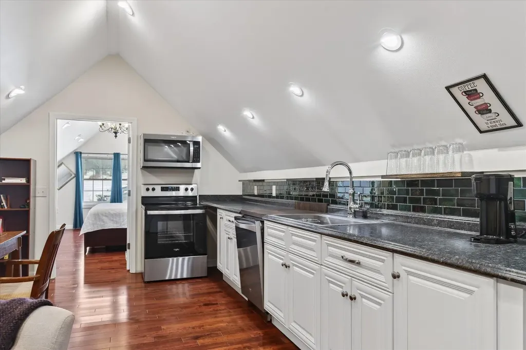 1407 Whittier Hill Road Cabot VT 05647