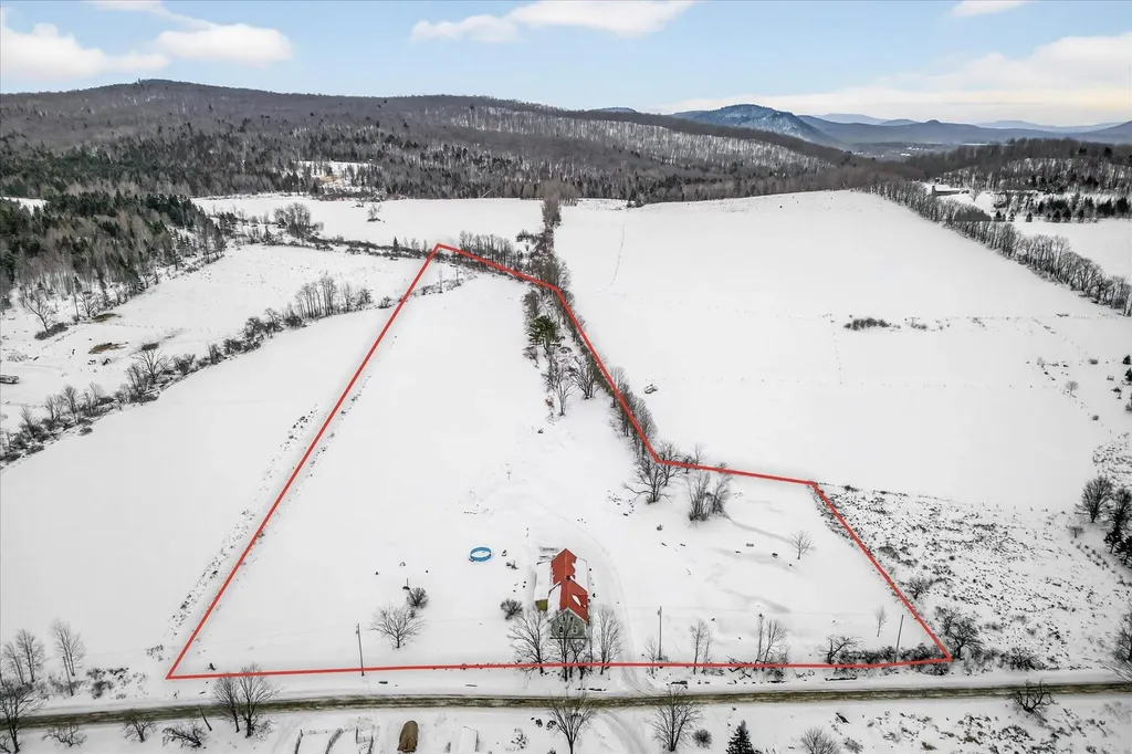 1407 Whittier Hill Road Cabot VT 05647