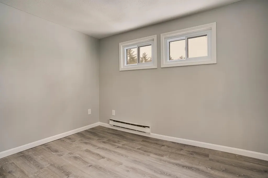 27 London Road Salem NH 03079