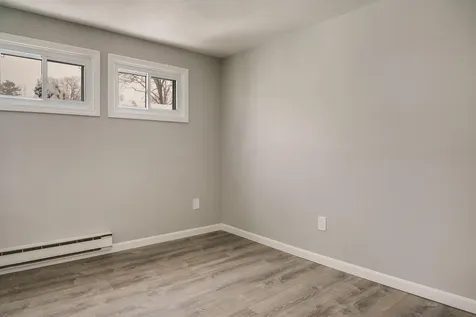 27 London Road Salem NH 03079