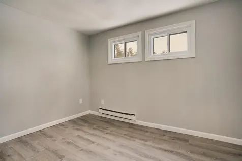 27 London Road Salem NH 03079