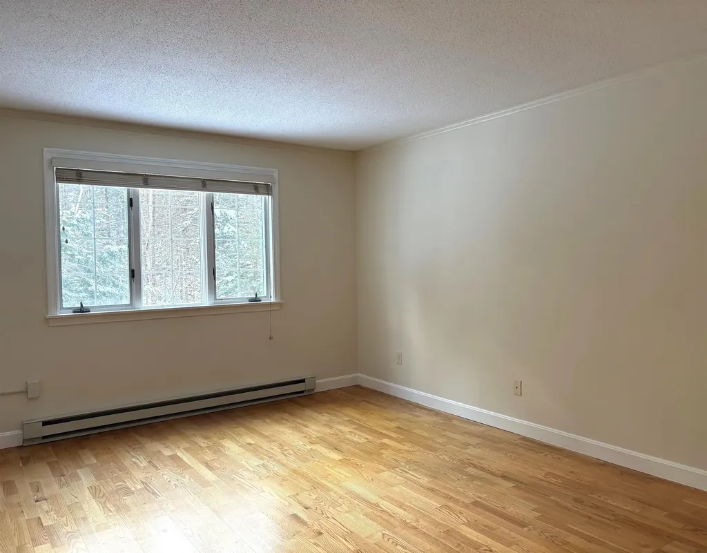 143 Hilltop Place New London NH 03257