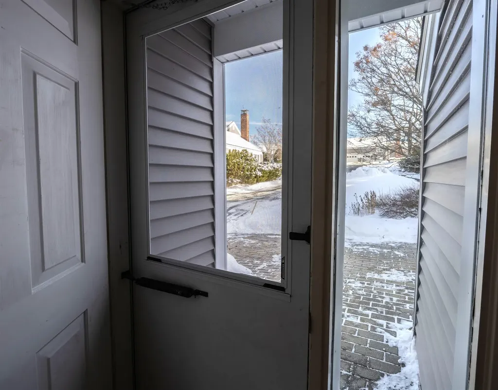 143 Hilltop Place New London NH 03257