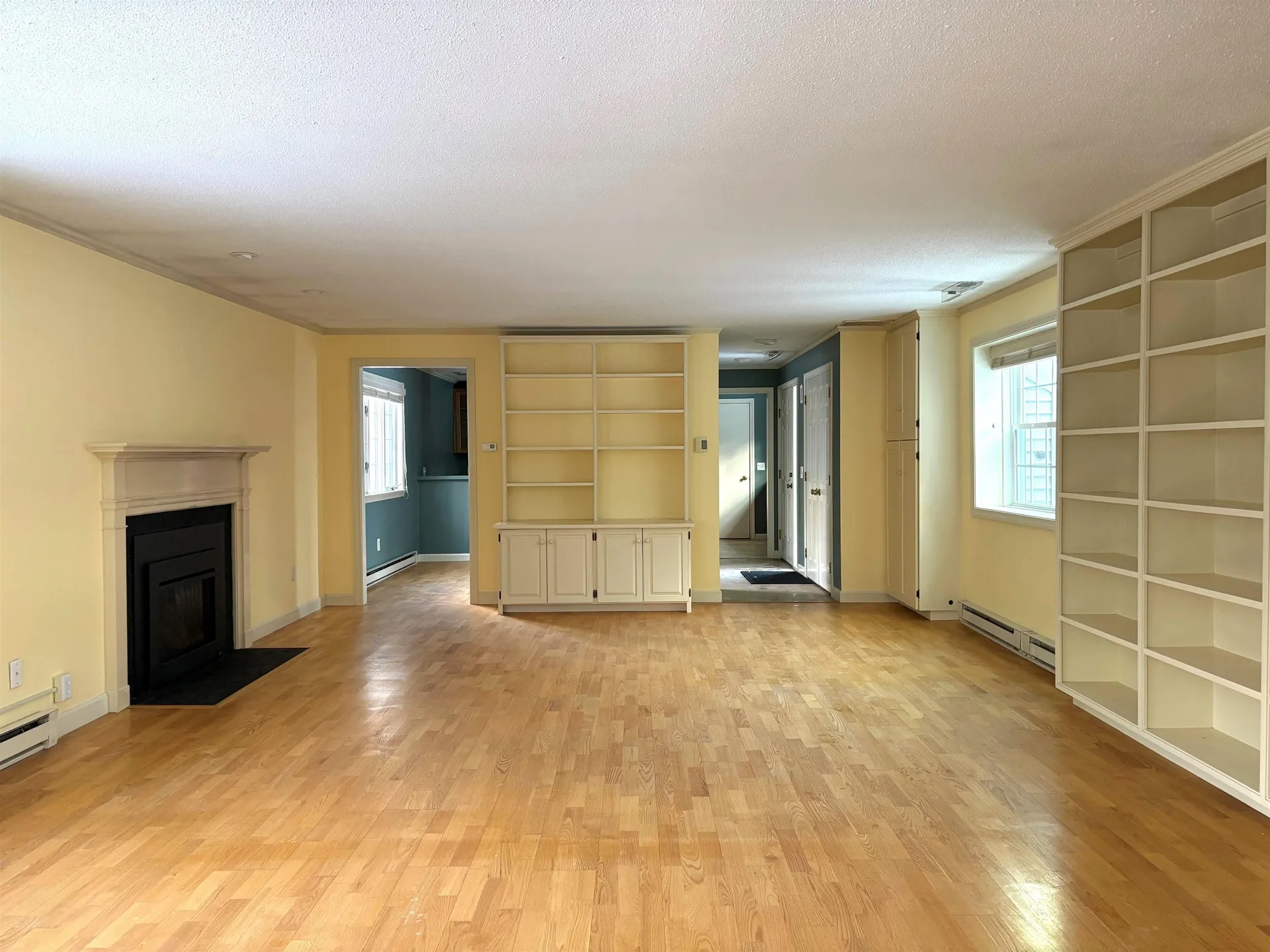 143 Hilltop Place New London NH 03257