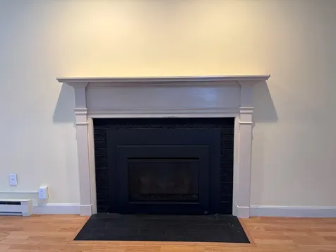 143 Hilltop Place New London NH 03257