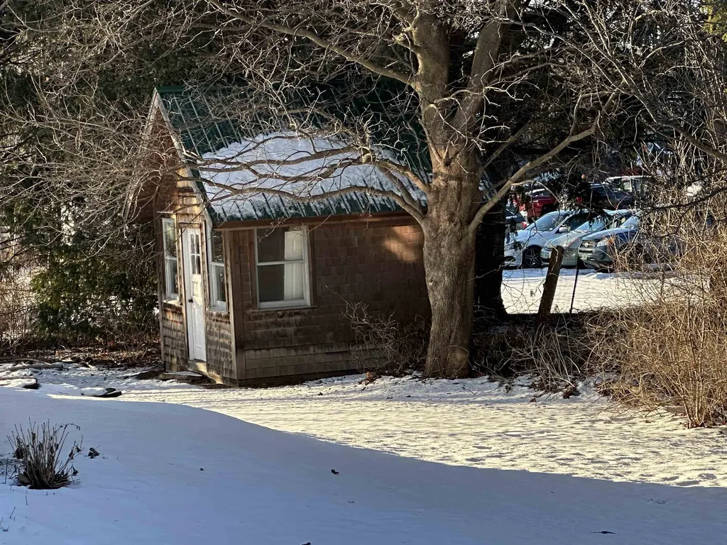 69 Shunpike Road South Burlington VT 05403