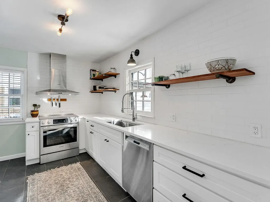 55 Cross Parkway Burlington VT 05408