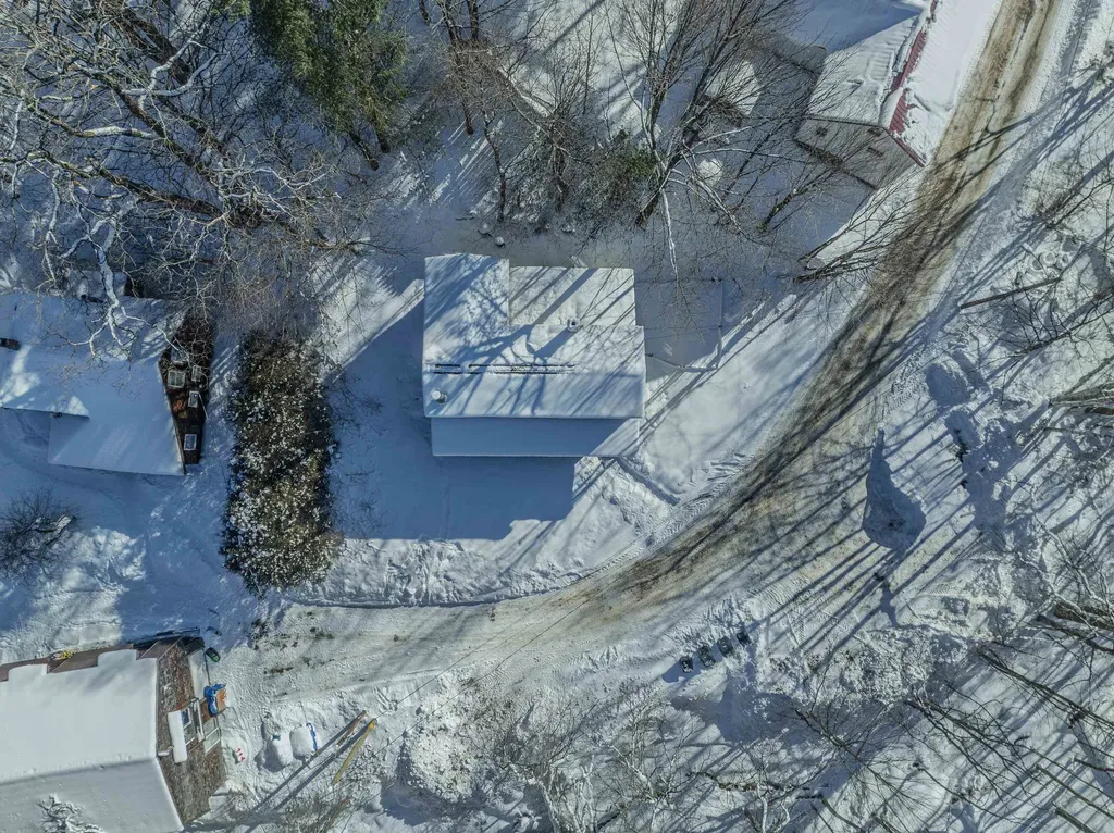 28 Jodo Way Bethlehem NH 03574