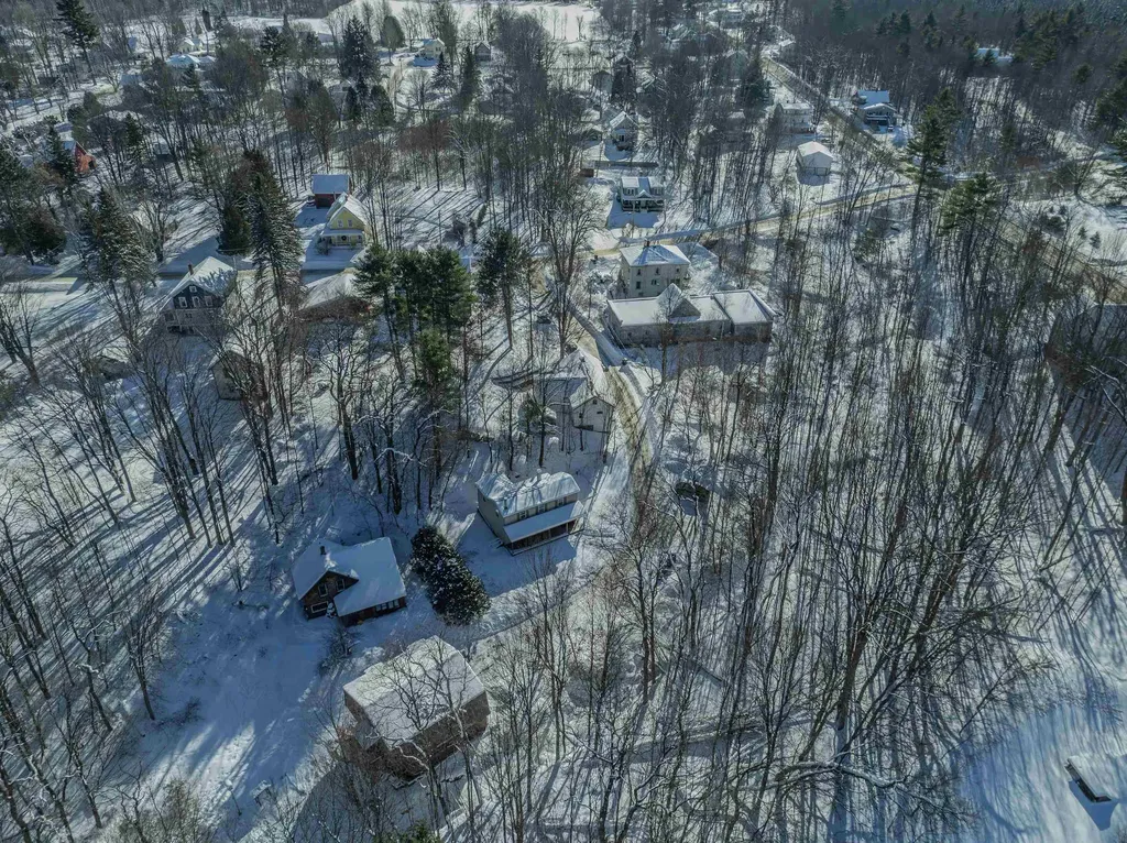 28 Jodo Way Bethlehem NH 03574