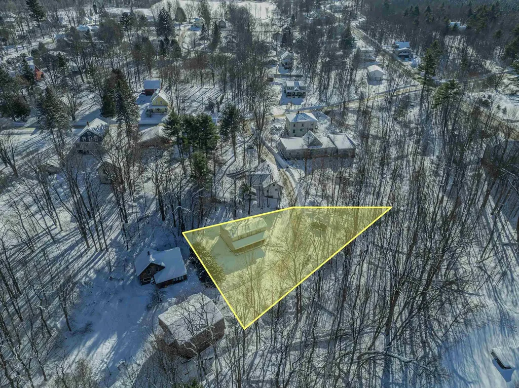 28 Jodo Way Bethlehem NH 03574