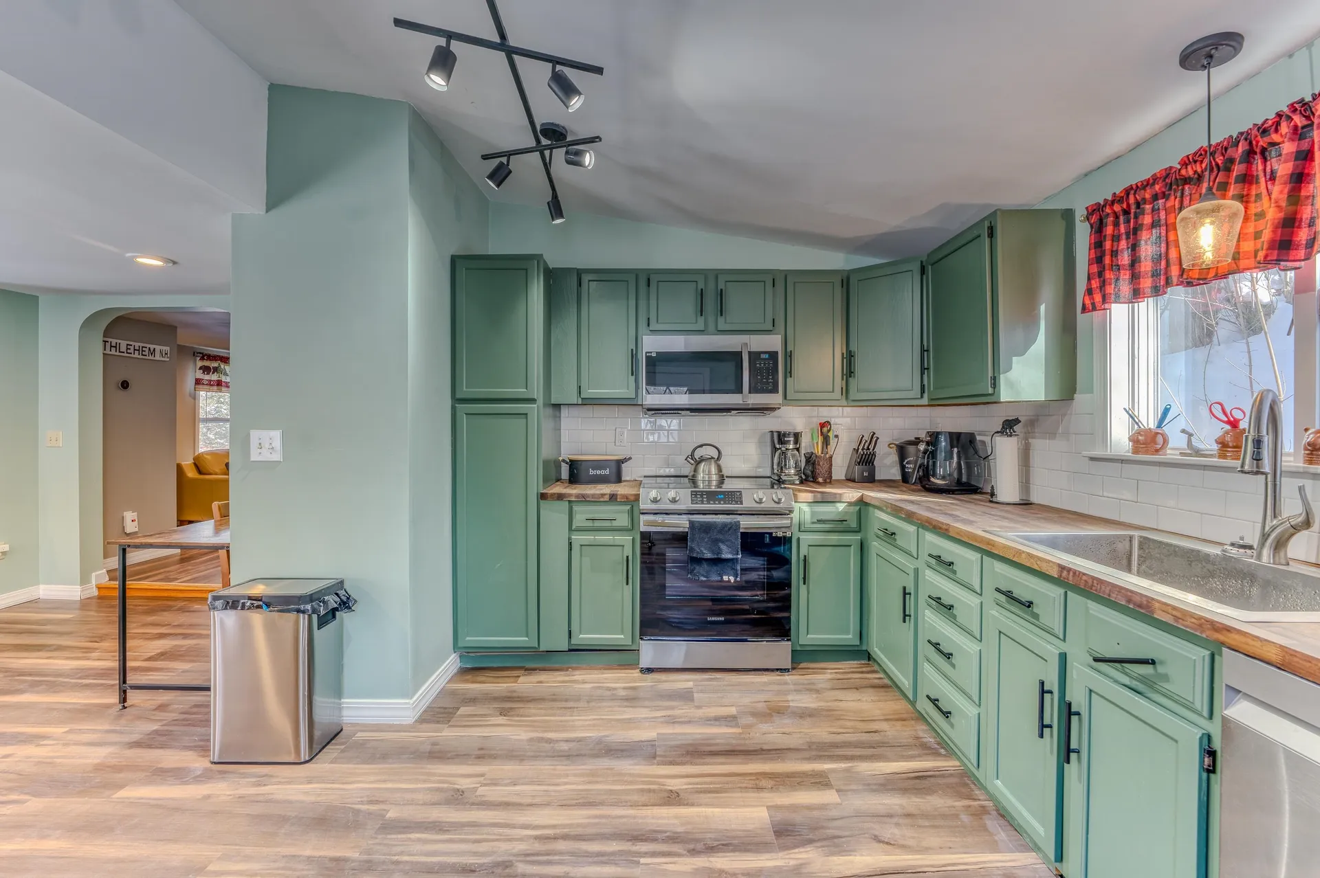 28 Jodo Way Bethlehem NH 03574