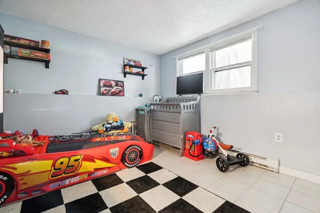 41L Derryfield Road Derry NH 03038