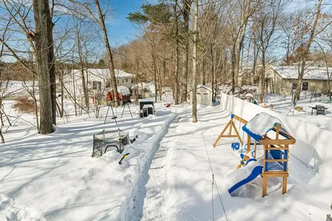 41L Derryfield Road Derry NH 03038