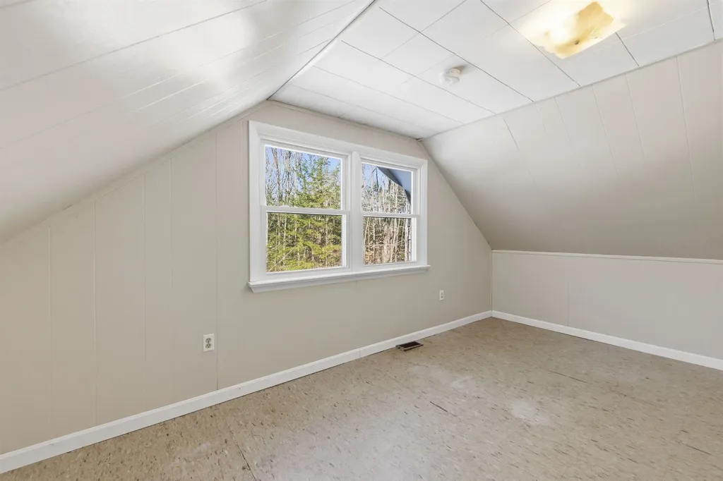 438 Bay Hill Road Northfield NH 03276