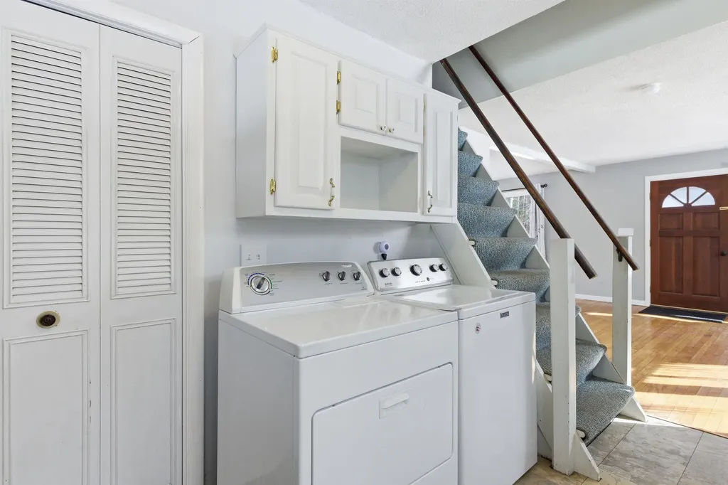 438 Bay Hill Road Northfield NH 03276