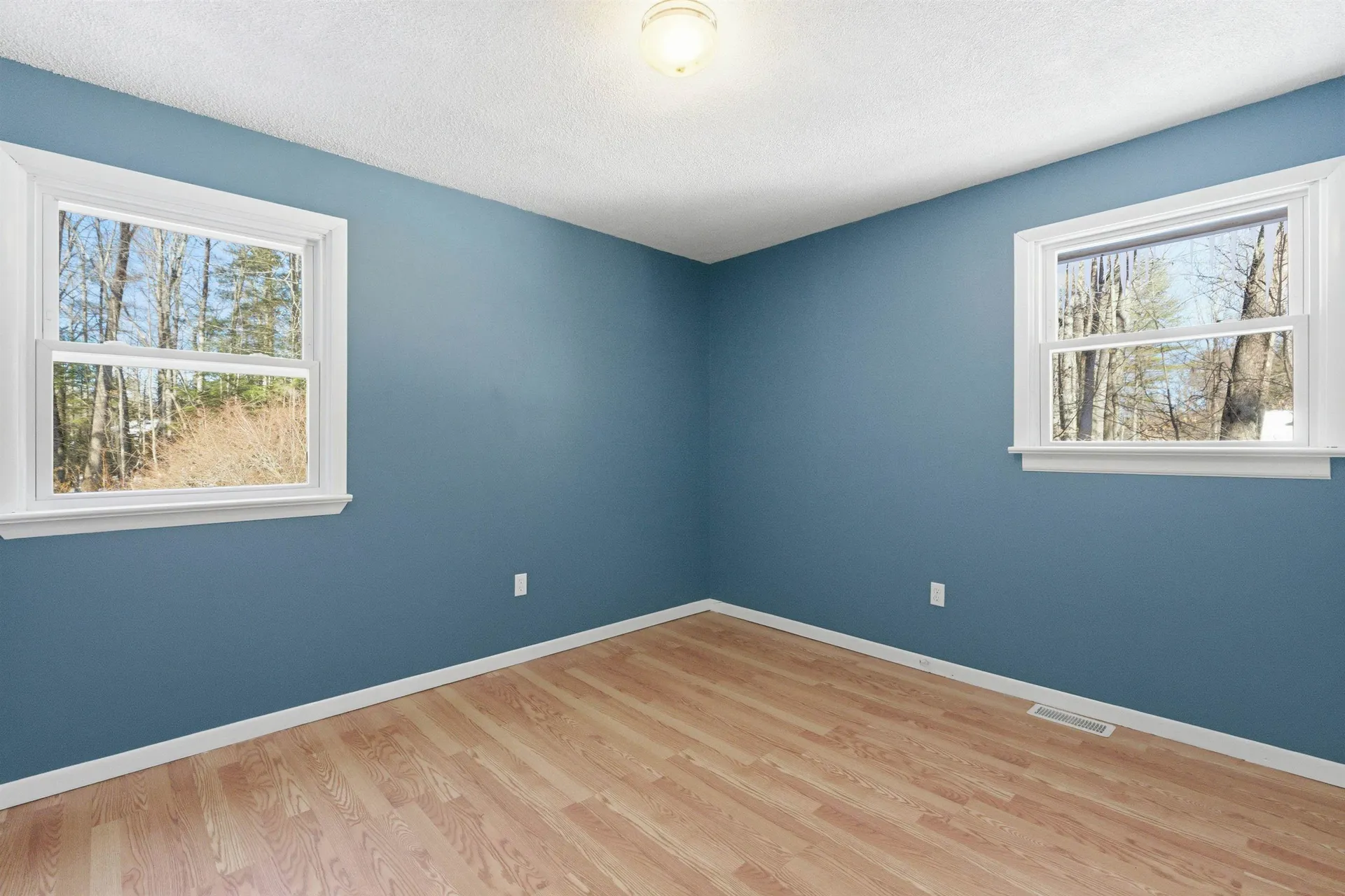 438 Bay Hill Road Northfield NH 03276