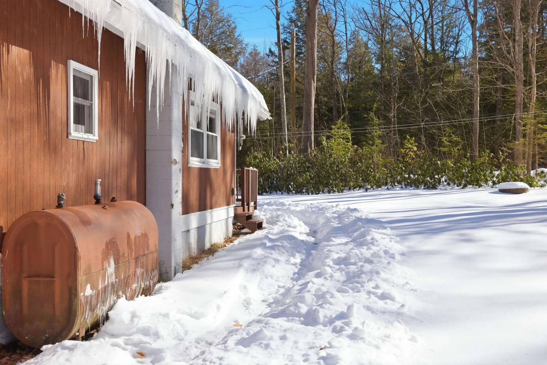 438 Bay Hill Road Northfield NH 03276