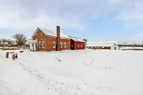 431 North Main Street Alburgh VT 05440