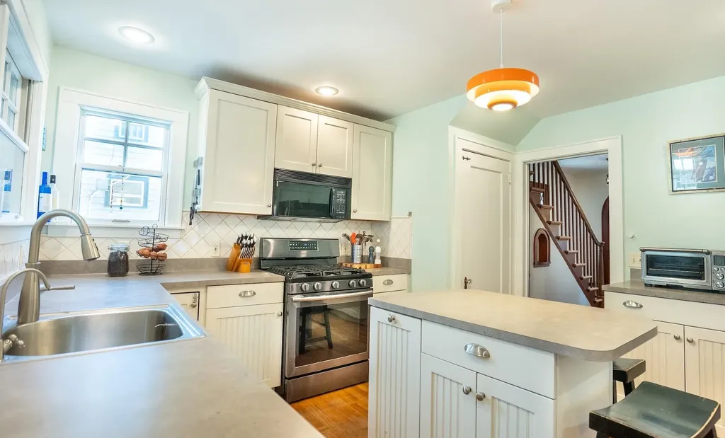 198 Home Avenue Burlington VT 05403