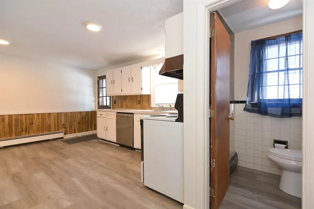 3 Holly Lane Londonderry NH 03053