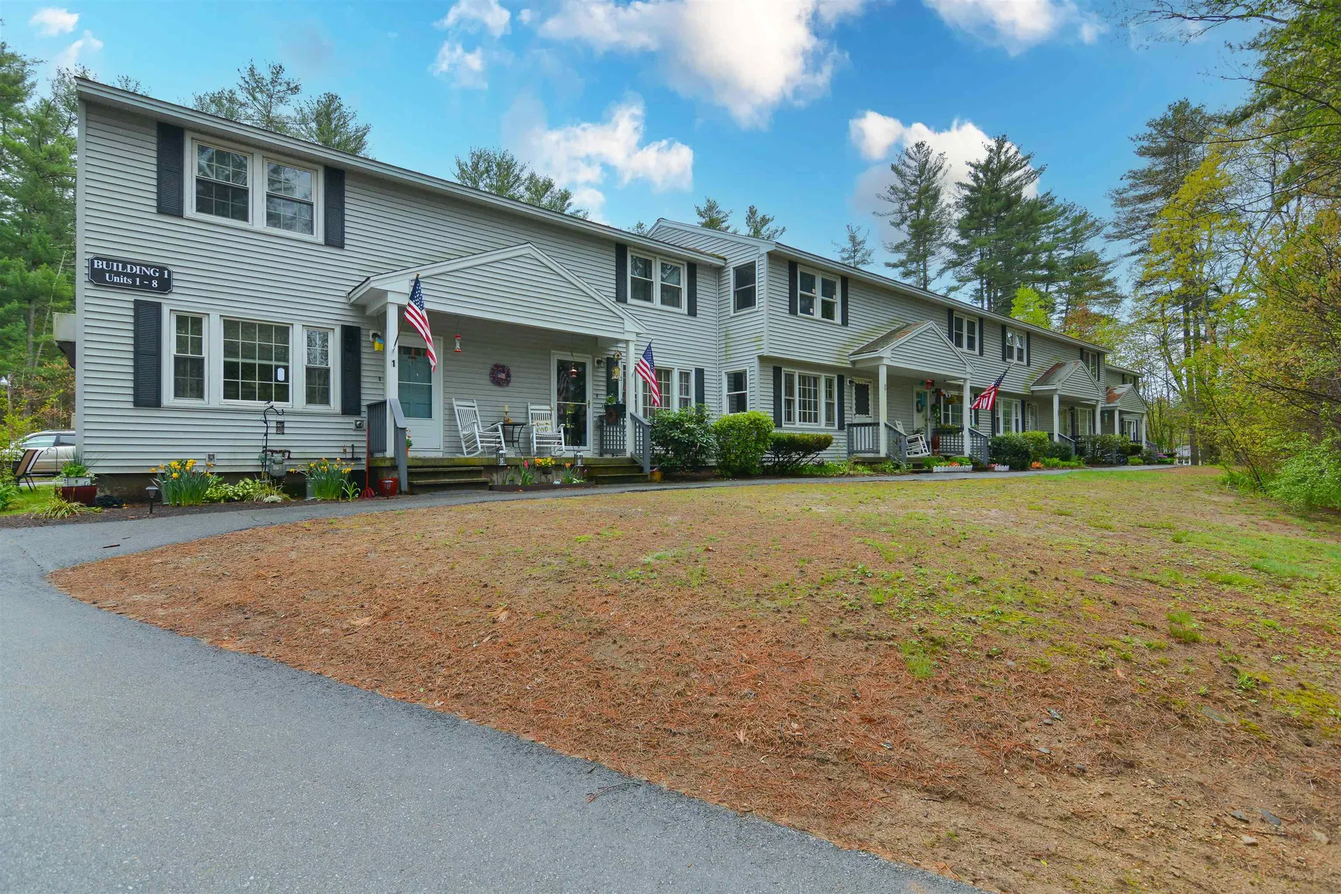 3 Holly Lane Londonderry NH 03053