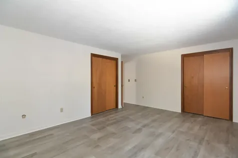 3 Holly Lane Londonderry NH 03053