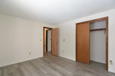 3 Holly Lane Londonderry NH 03053