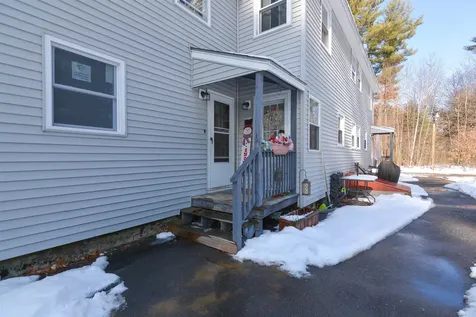 3 Holly Lane Londonderry NH 03053