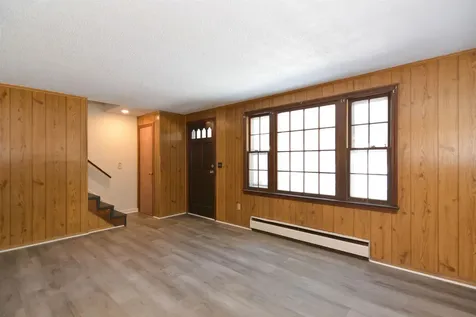 3 Holly Lane Londonderry NH 03053