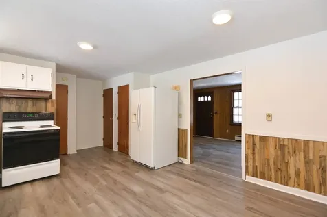 3 Holly Lane Londonderry NH 03053