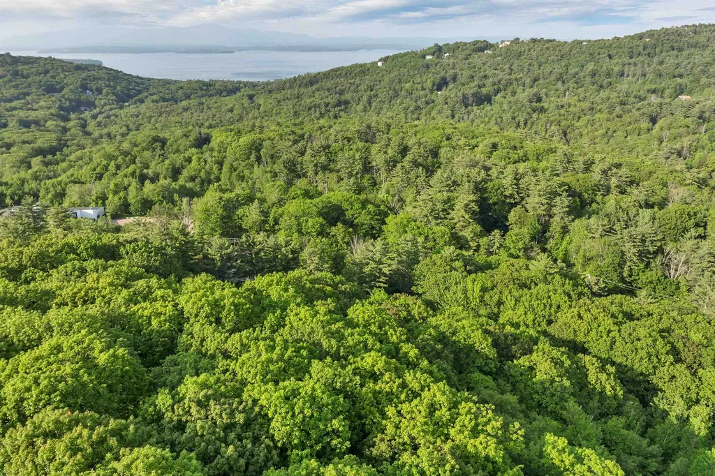 6 Chalet Drive Gilford NH 03249