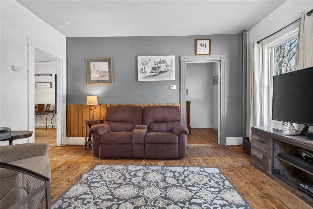 36 Graham Street Bethel VT 05032