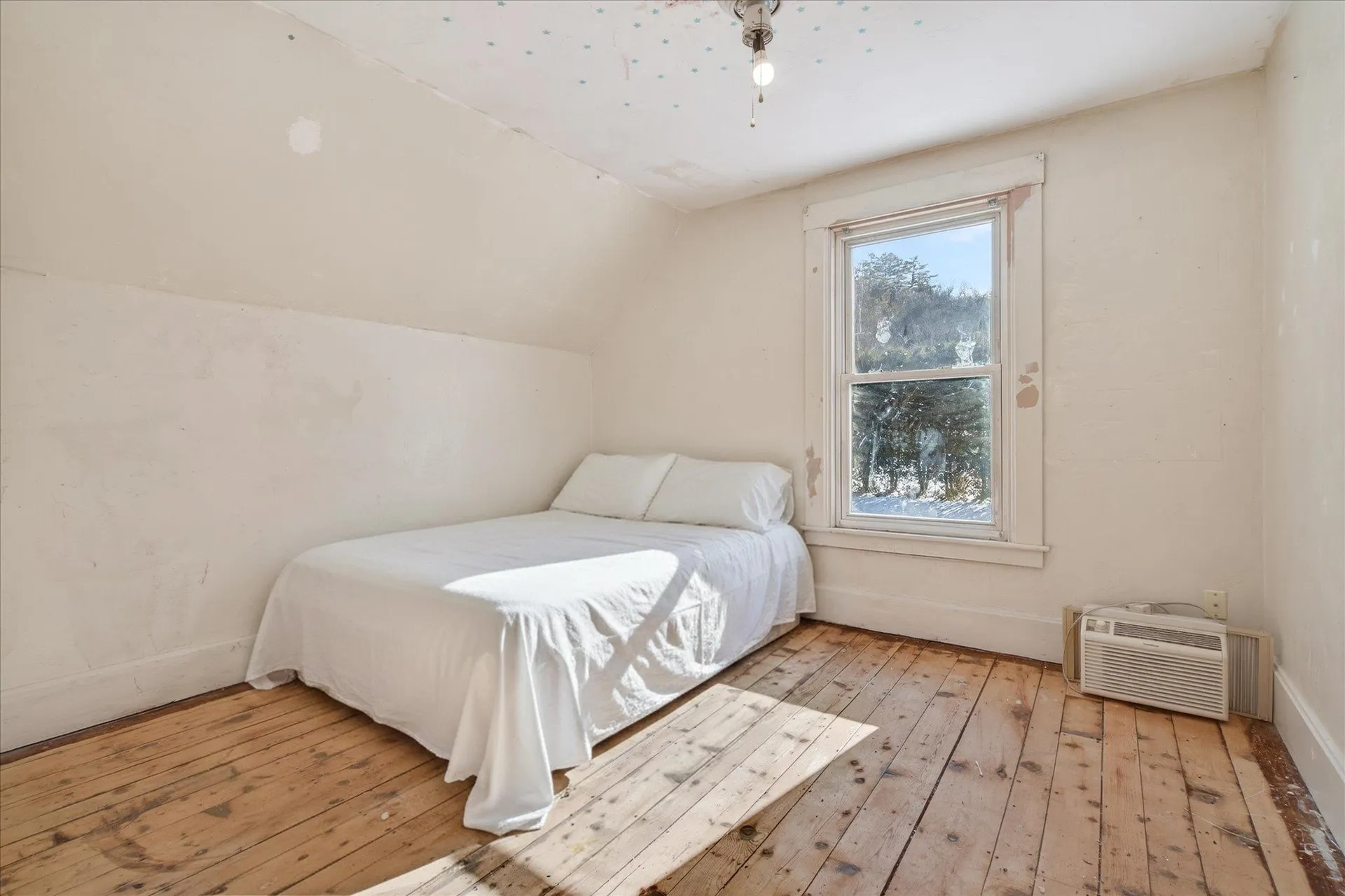 36 Graham Street Bethel VT 05032