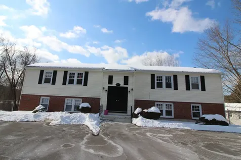 84 Franklin Street Derry NH 03038